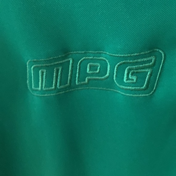 Two pack Peterbilt dealership shirts! - Picture 5 of 11